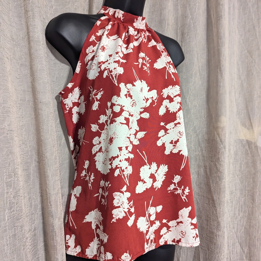 SHEIN Red and White Floral Tank Top - Picture 2 of 5